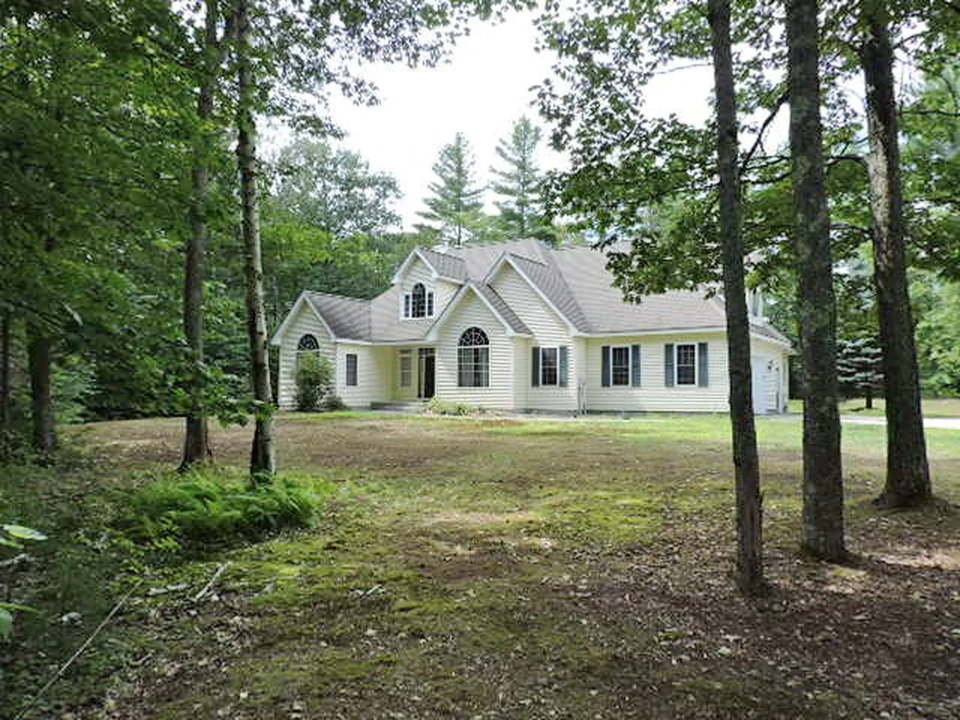 29 Rossdale Lane Weare NH 03281