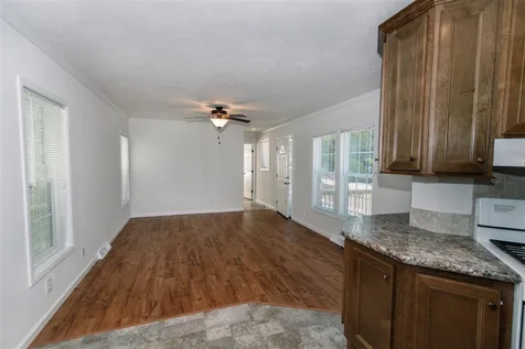 17 Cedar Lane Lee NH 03861