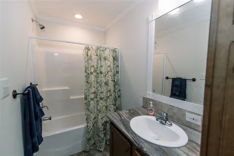 17 Cedar Lane Lee NH 03861
