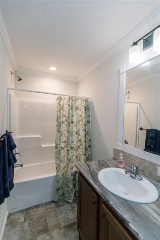 17 Cedar Lane Lee NH 03861