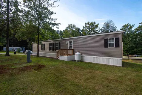 17 Cedar Lane Lee NH 03861