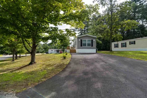 17 Cedar Lane Lee NH 03861