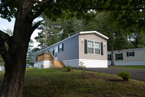 17 Cedar Lane Lee NH 03861