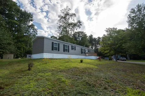 17 Cedar Lane Lee NH 03861