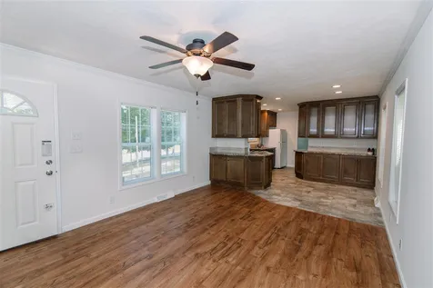 17 Cedar Lane Lee NH 03861