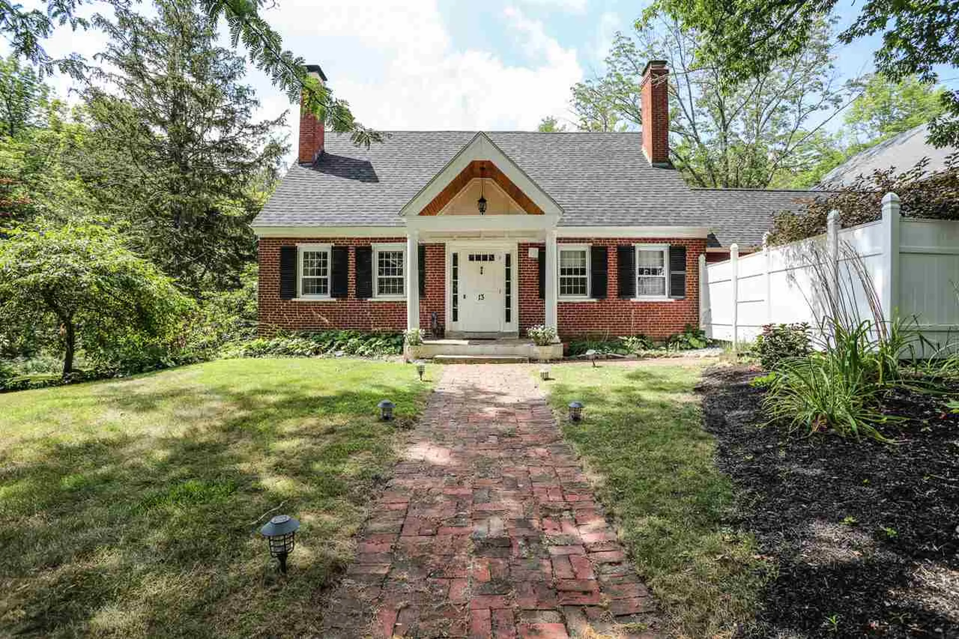 13 Clark Hill Road New Boston NH 03070
