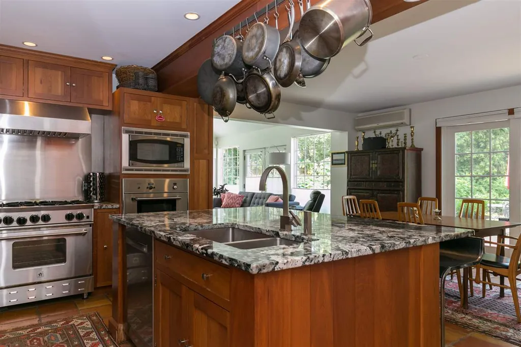 52 Southwind Drive Burlington VT 05401