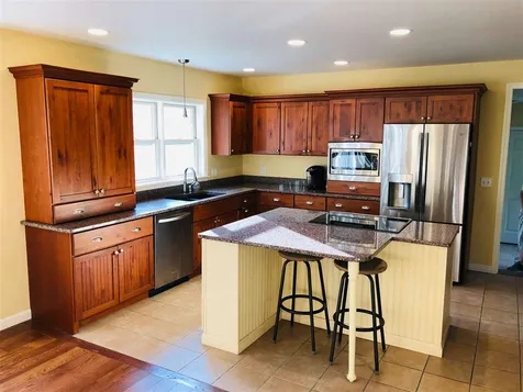 182 Old Winslow Road Wilmot NH 03287