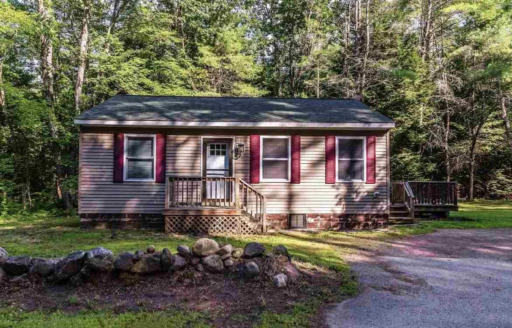 149 Bog Road Goffstown NH 03045