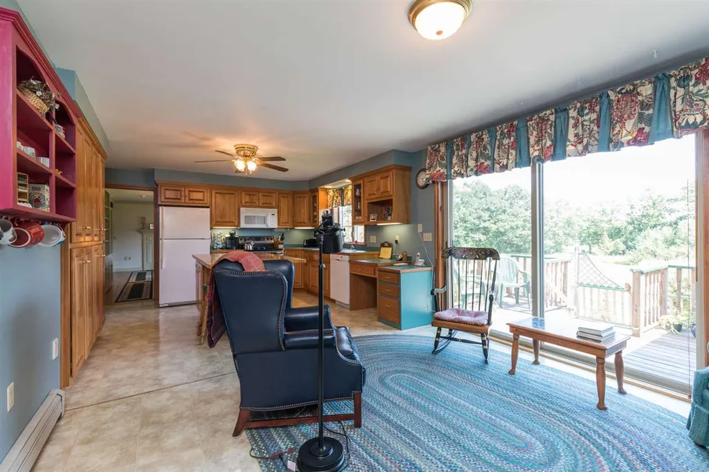 17 Hodgdon Farm Lane Newington NH 03801