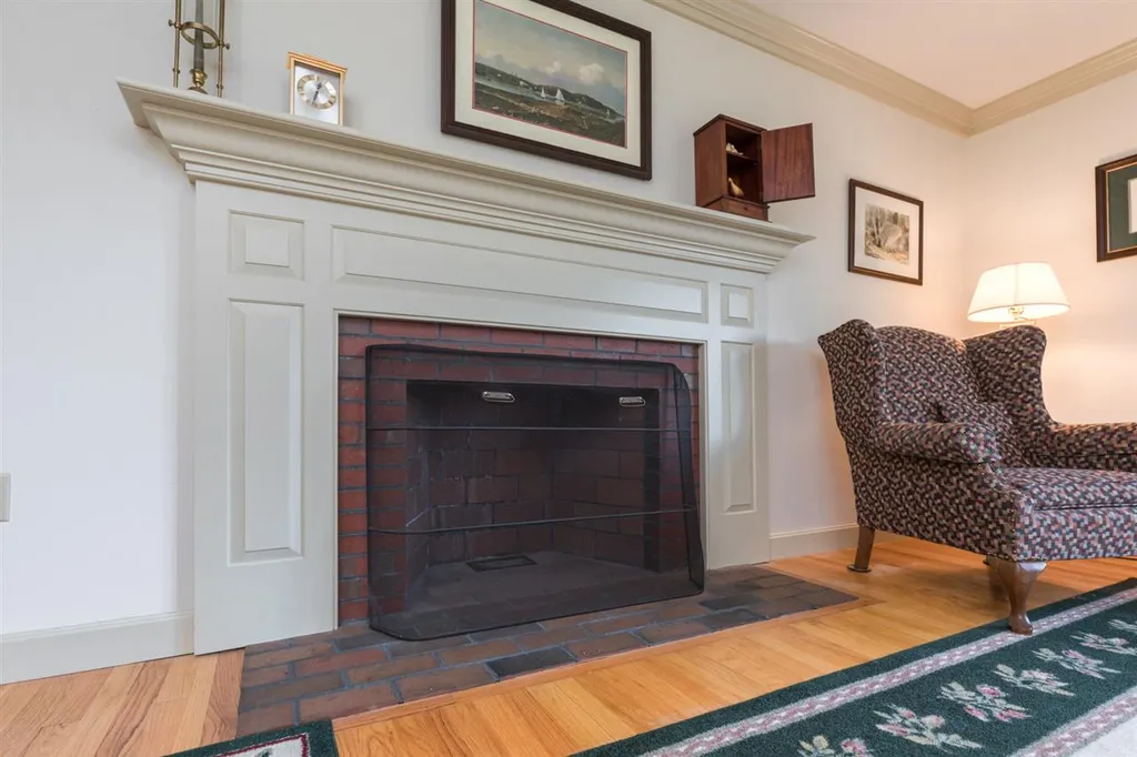 17 Hodgdon Farm Lane Newington NH 03801
