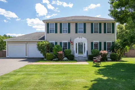 149 Filips Glen Drive Manchester NH 03109