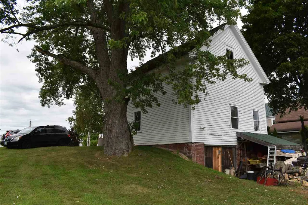 54 Church Street Rochester NH 03839