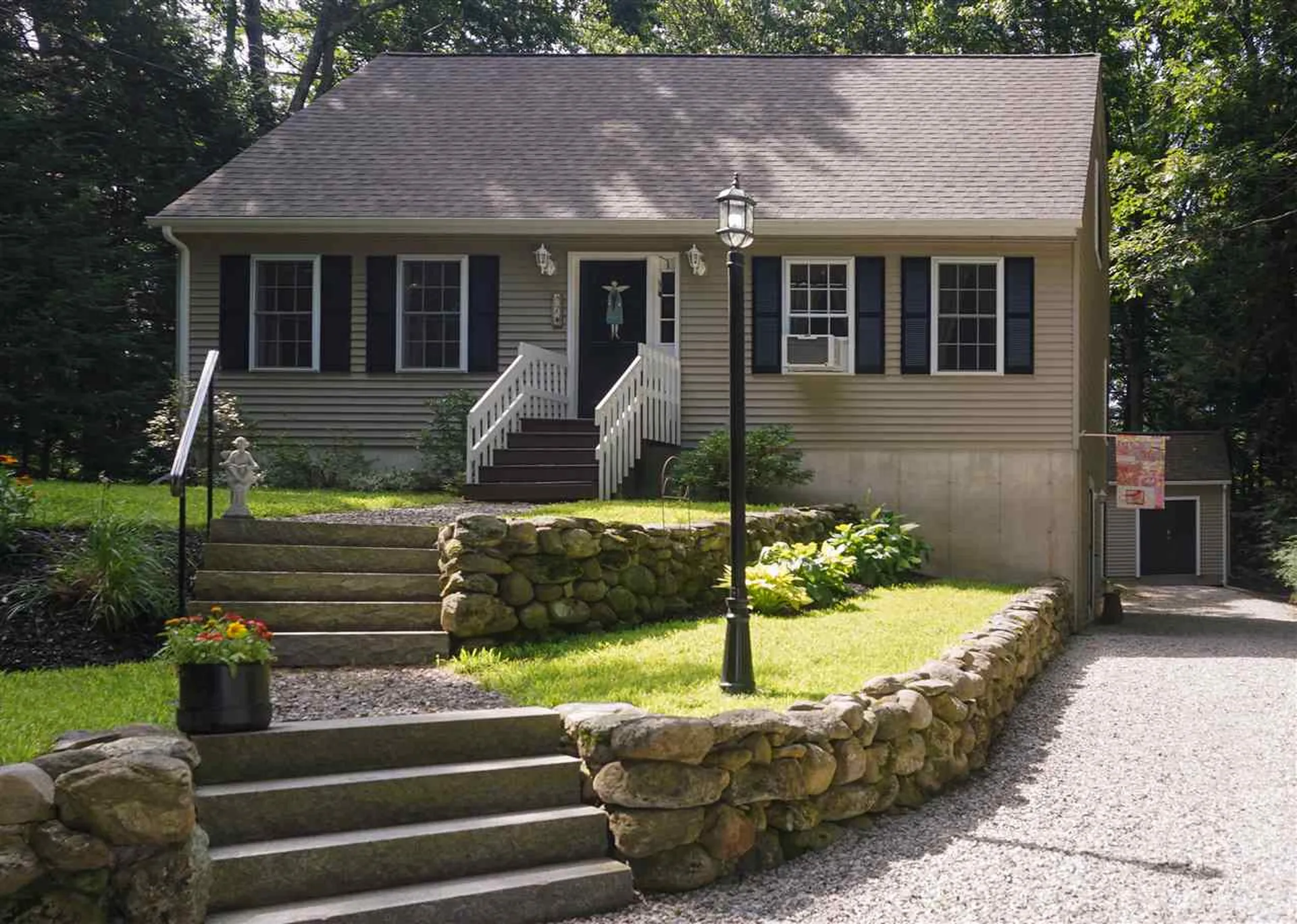 7 Poplin Drive Fremont NH 03044