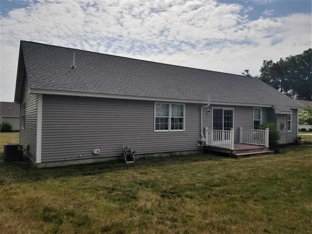 15 Cielo Drive Dover NH 03820