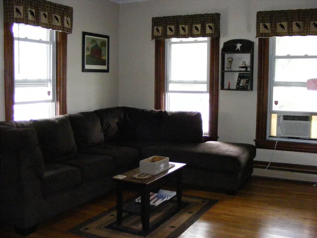 285 Milford Street Manchester NH 03102