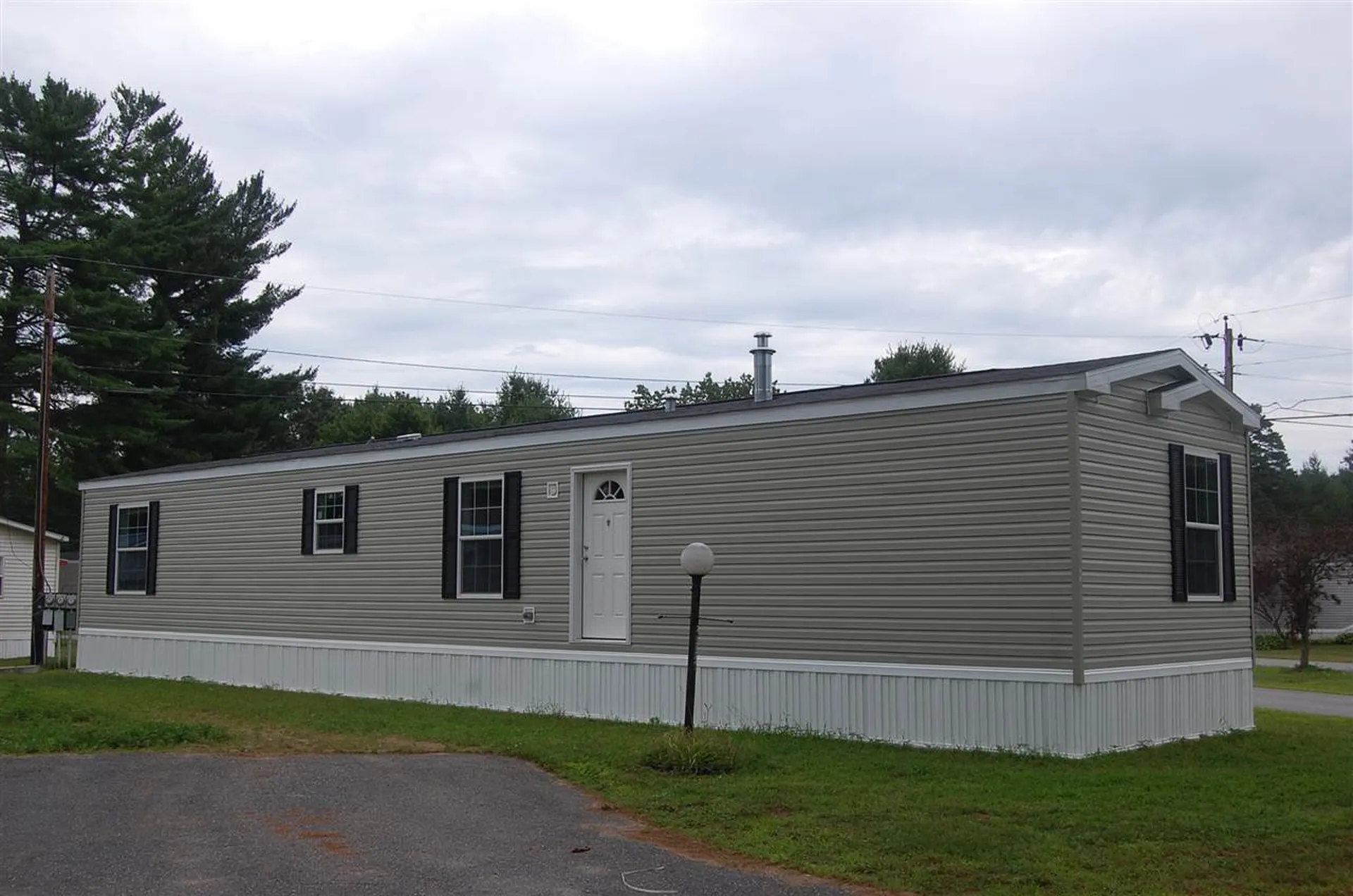 27 Cedar Street Hinsdale NH 03451