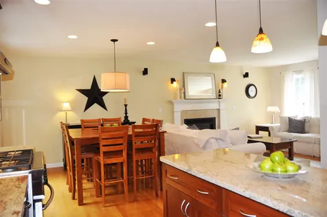 56 Lindsay Road Hooksett NH 03106