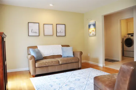 56 Lindsay Road Hooksett NH 03106
