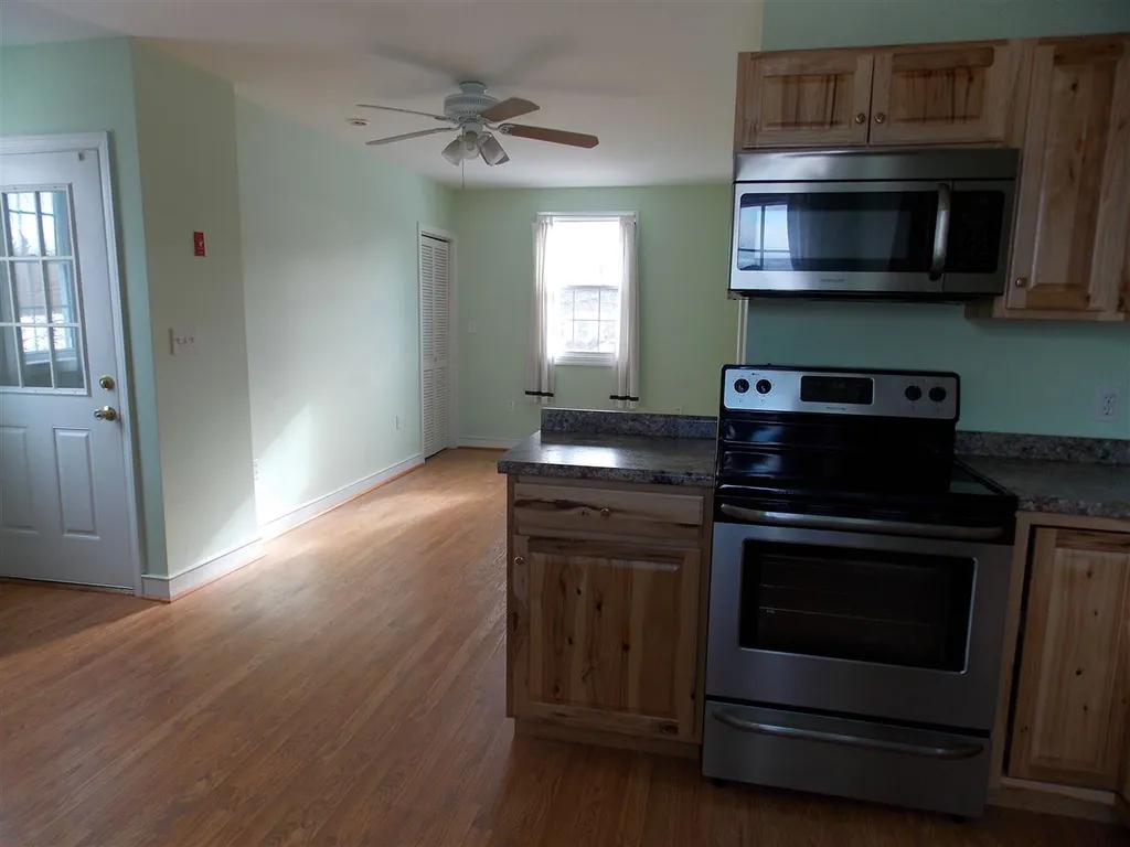 191 White Oaks Road Laconia NH 03246