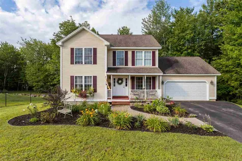 24 Mcneil Drive Rochester NH 03867