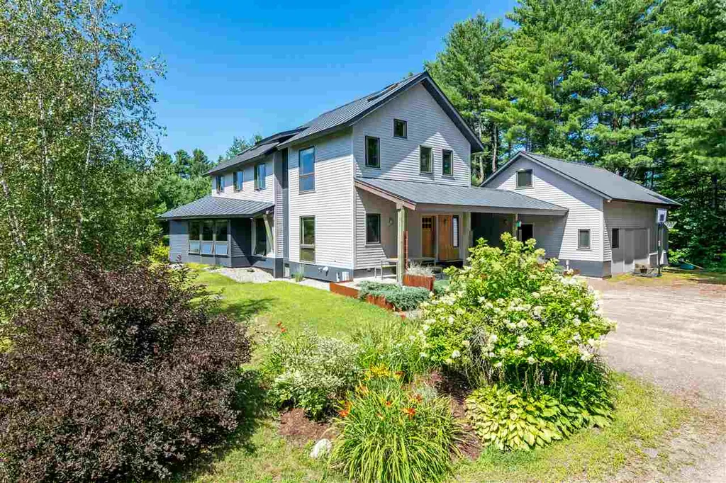 11 Winding Brook Road, Jericho VT Real Estate Listing MLS 4771016