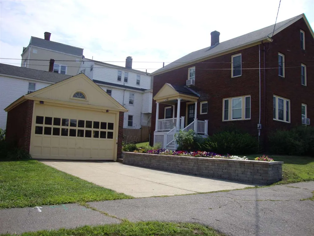 114 N State Street Concord NH 03301