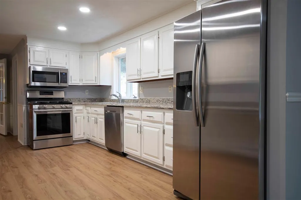 45 Lexington Drive Hampstead NH 03841