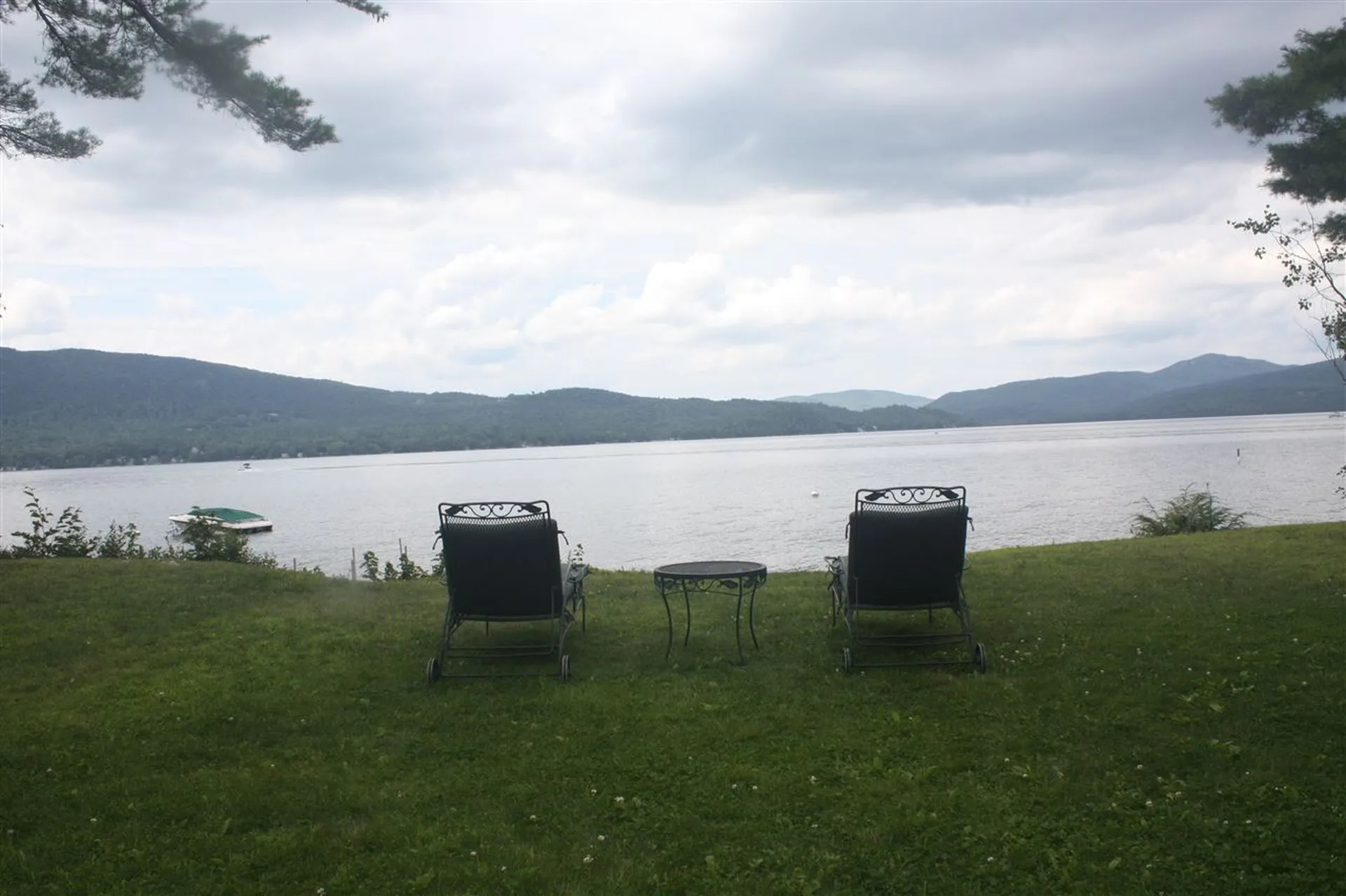 275 Shore No Drive Bridgewater NH 03222