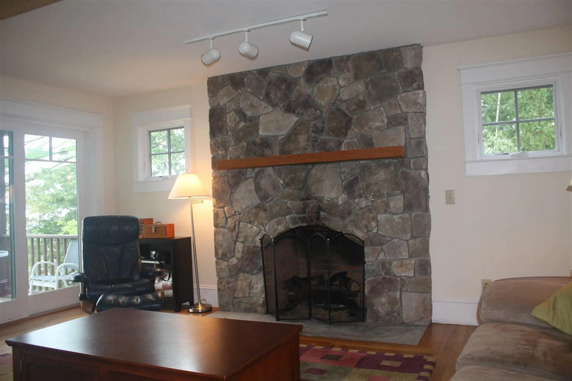 275 Shore No Drive Bridgewater NH 03222