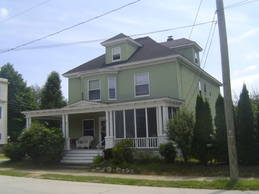 83 Clarke Street Manchester NH 03104