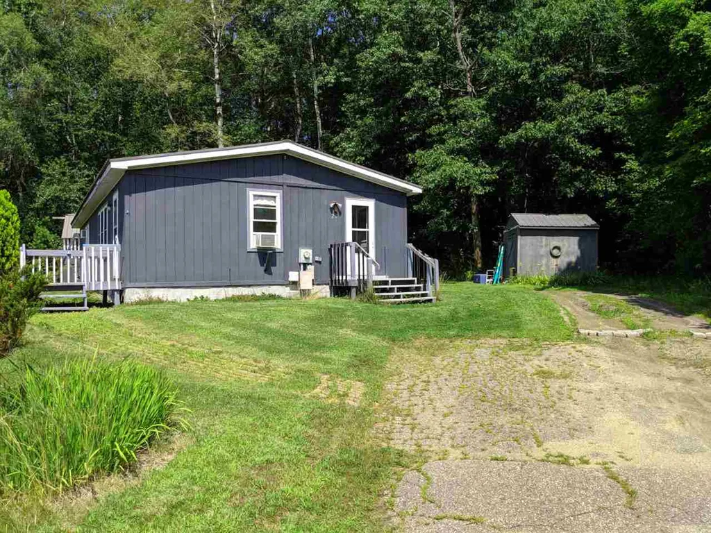 26 Sunshine Drive Belmont NH 03220