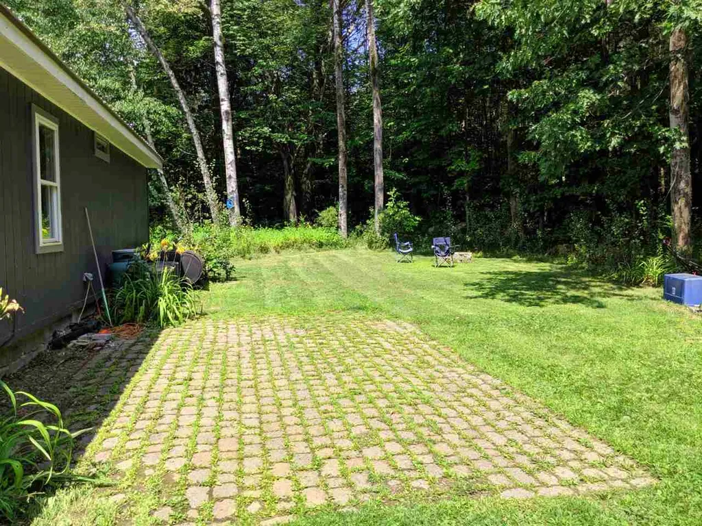 26 Sunshine Drive Belmont NH 03220