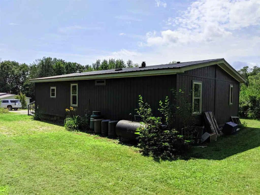 26 Sunshine Drive Belmont NH 03220