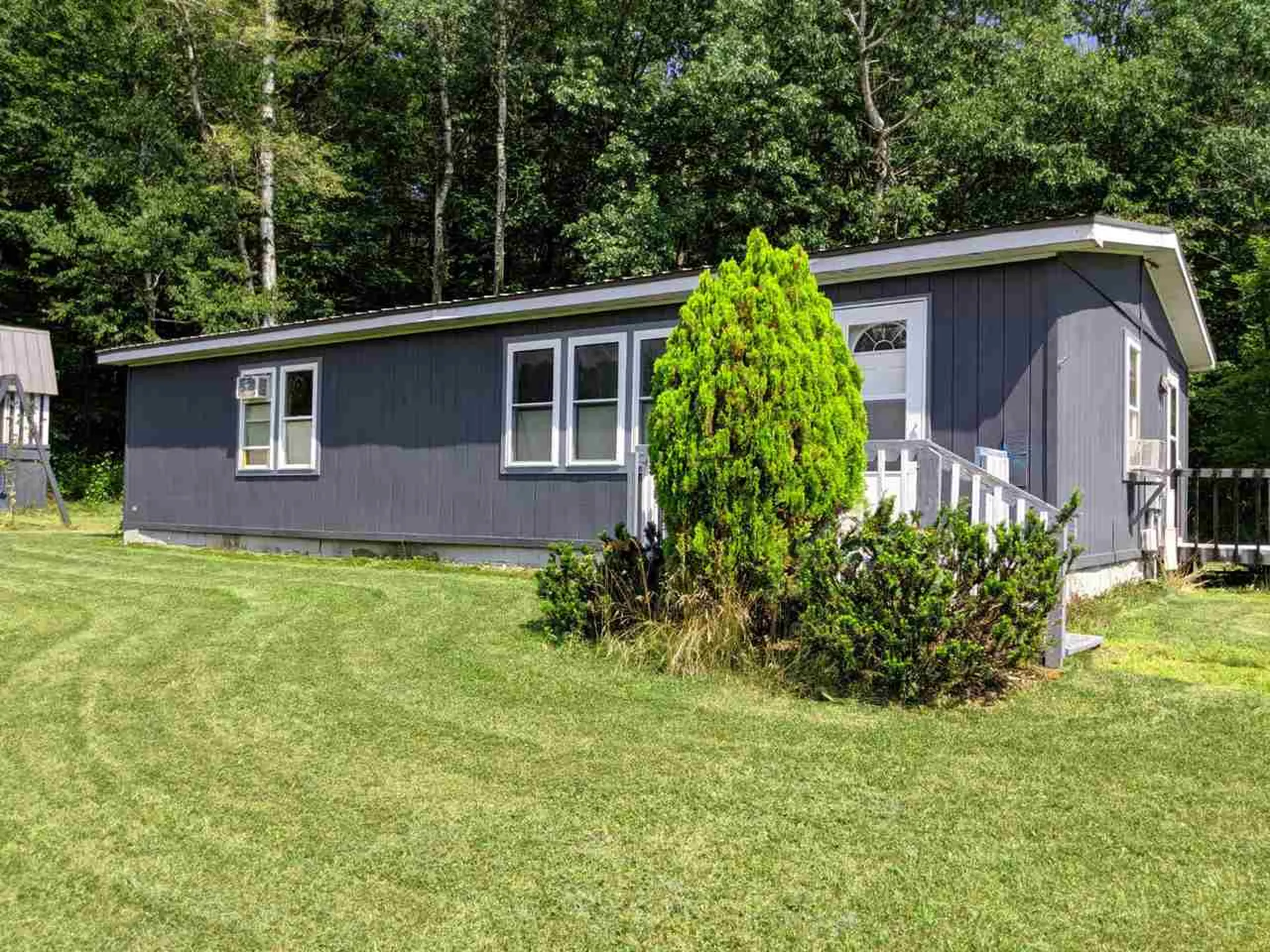 26 Sunshine Drive Belmont NH 03220