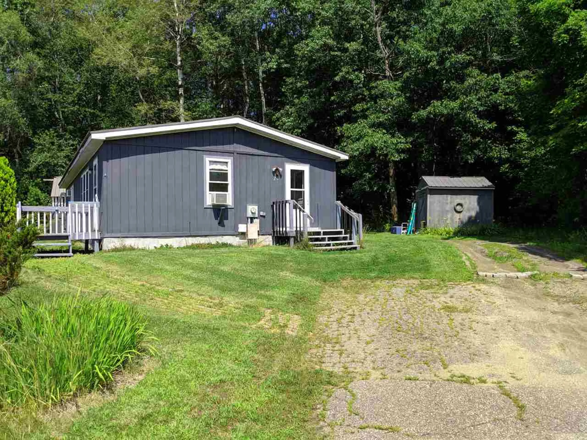 26 Sunshine Drive Belmont NH 03220
