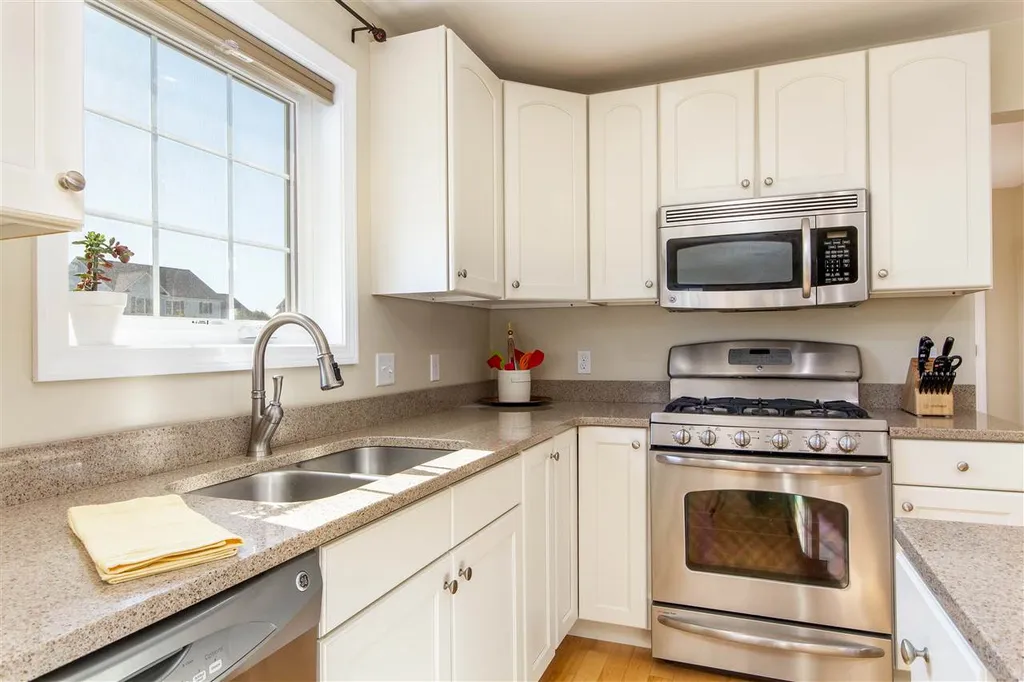 198 Royal Drive South Burlington VT 05403