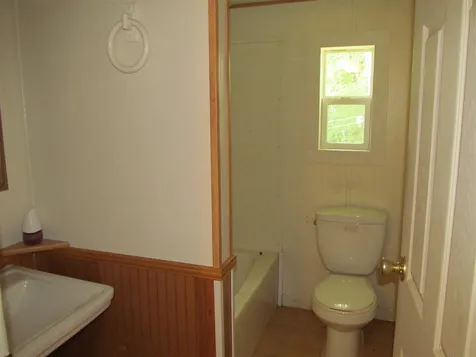 9 Englewood Drive Raymond NH 03077