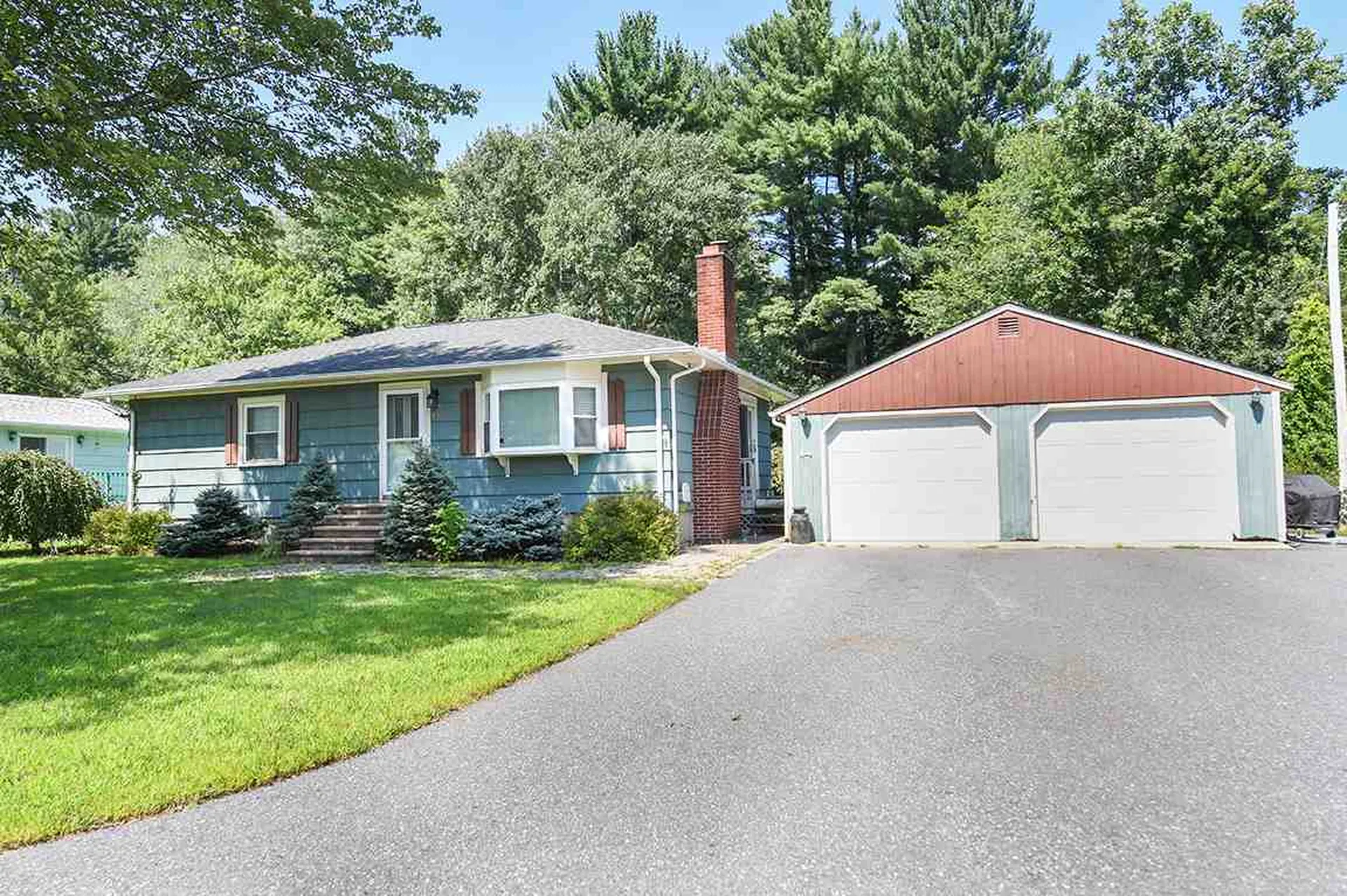 11 Floral Avenue Salem NH 03079