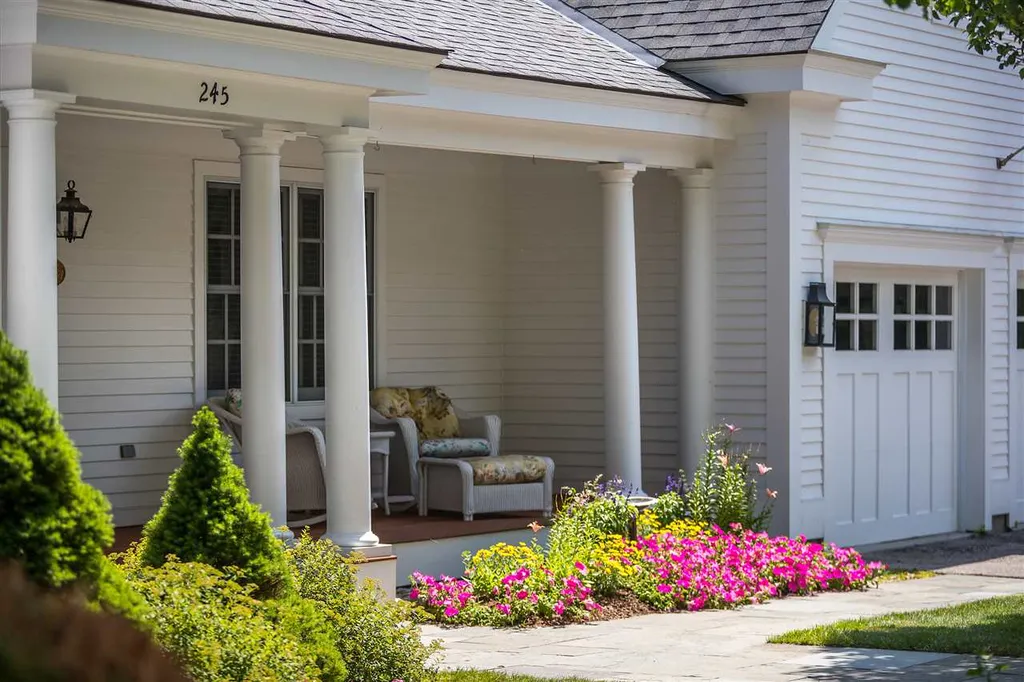 245 Edward Isham Drive Manchester VT 05255