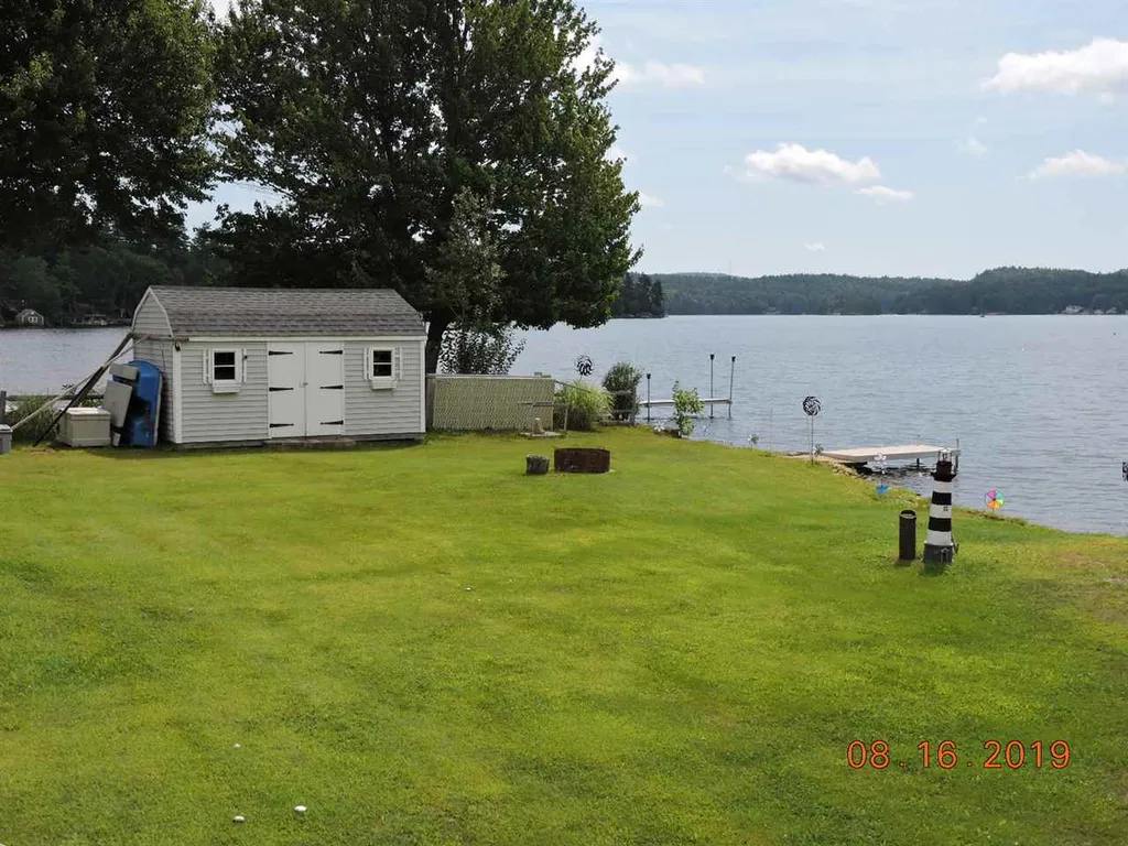 27 Esther Lane Northwood NH 03261