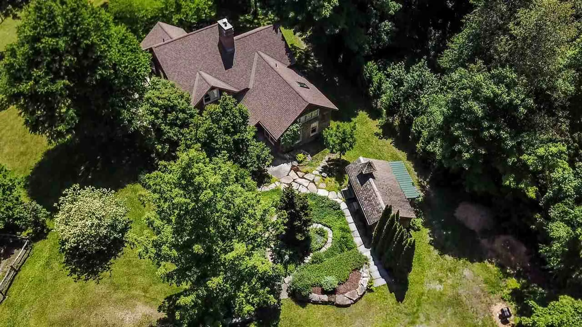 51 Dusty Ridge Road Putney VT 05346