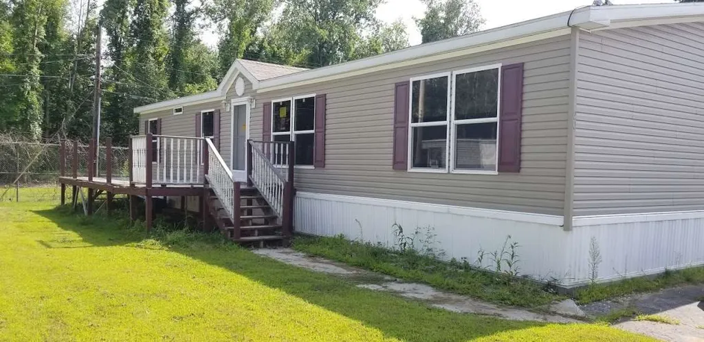 20 Longmeadow Drive Concord NH 03301