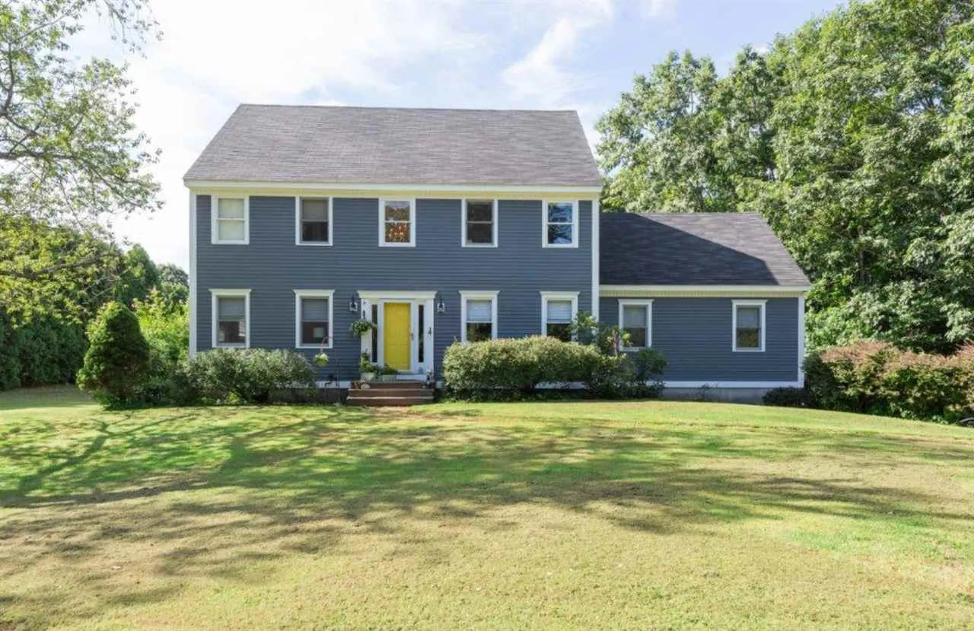 74 Exeter Road North Hampton NH 03862