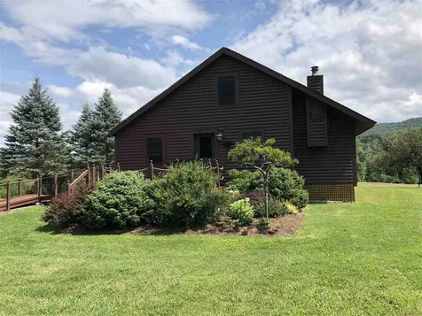 1424 Vt Route 109 Cambridge VT 05464