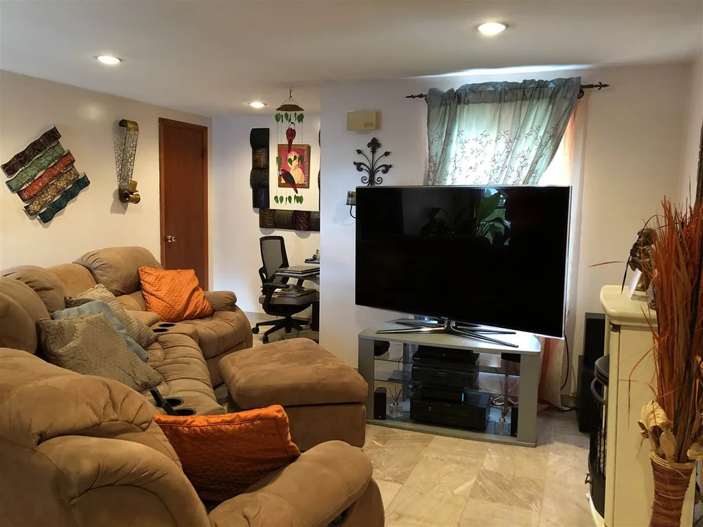 17-19 Harvard Street Nashua NH 03060