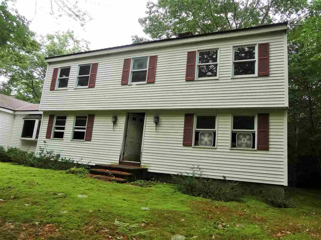 25 Merry Hill Road Barrington NH 03825