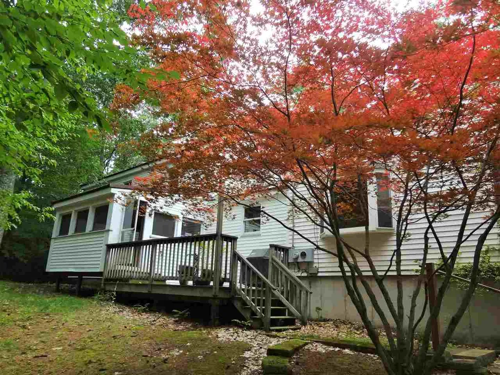 25 Merry Hill Road Barrington NH 03825
