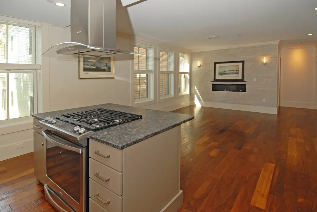 77 State Street Portsmouth NH 03801