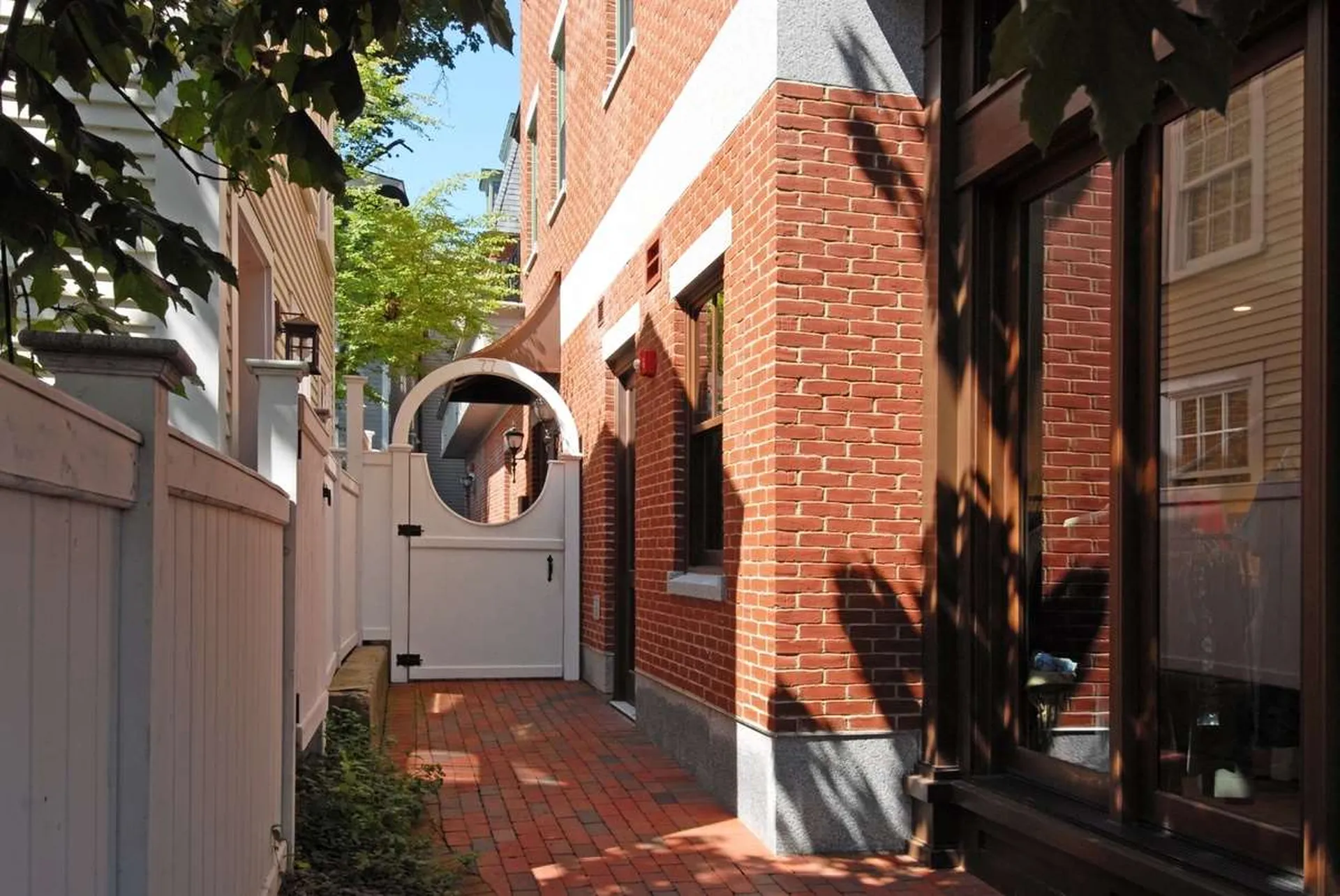 77 State Street Portsmouth NH 03801